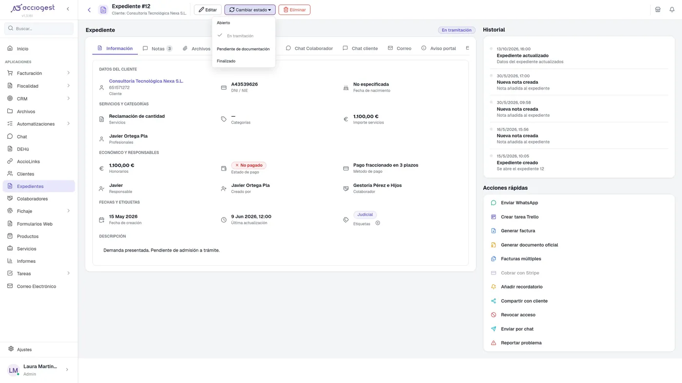 Ficha de un expediente en AccioGest con el menú Cambiar estado abierto: Abierto, En tramitación, Pendiente de documentación y Finalizado